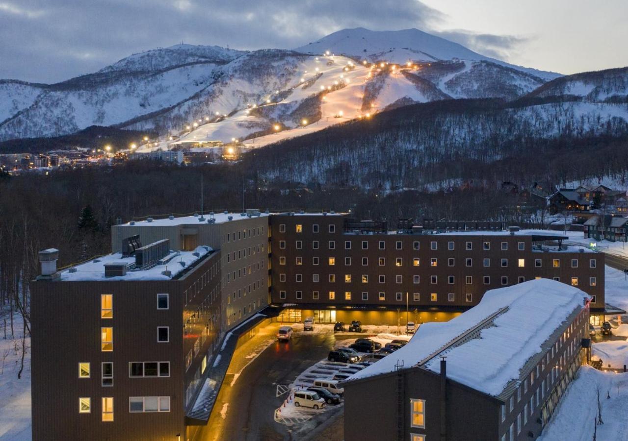 Midtown Niseko Hotel Exterior photo